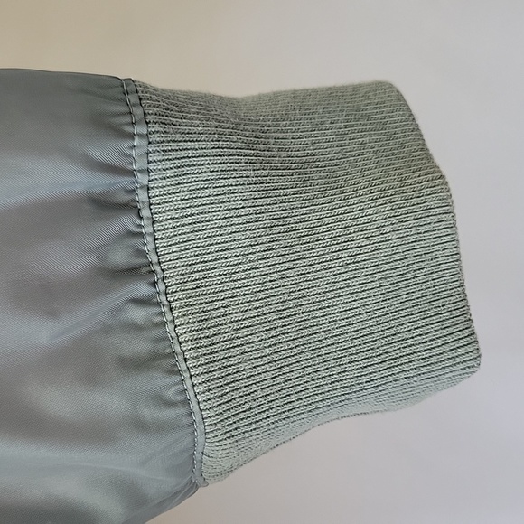 Nike Hooded Windrunner Windbreaker Green Size Medium - Picture 7 of 14